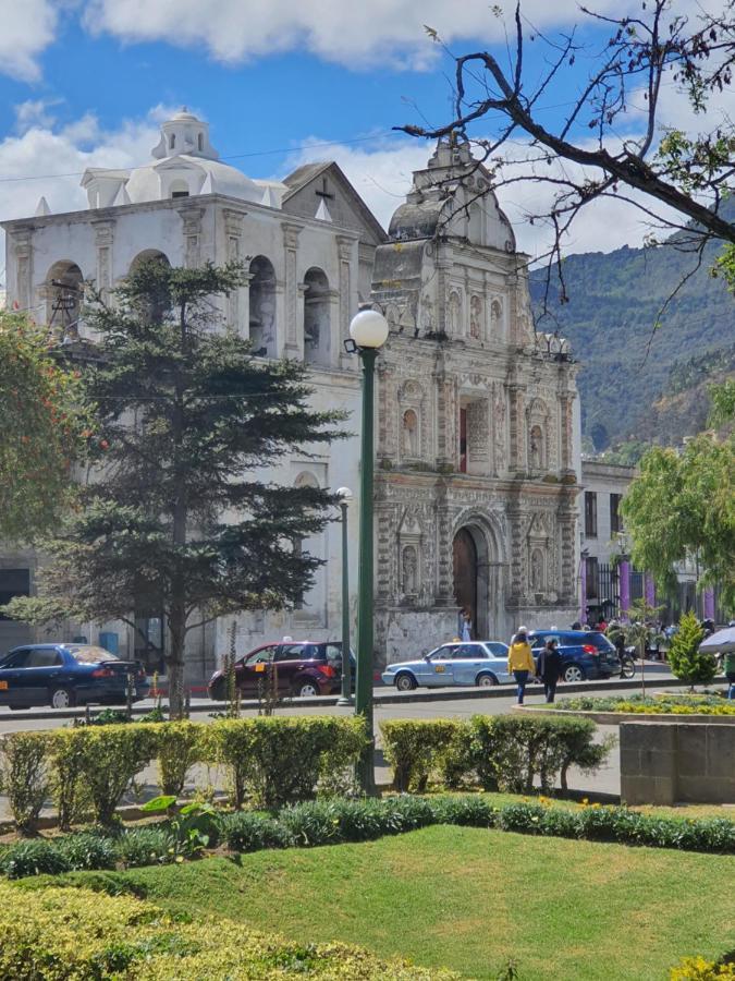 Hotel Kasa Kamelot Central Quetzaltenango Zewnętrze zdjęcie