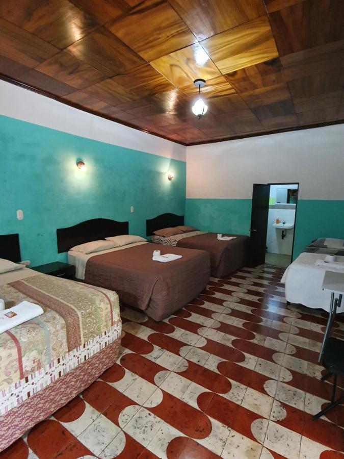 Hotel Kasa Kamelot Central Quetzaltenango Zewnętrze zdjęcie